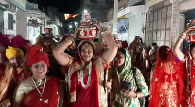 #मेड़ता सिटी में धूमधाम से निकली #पुष्करणा समाज की #लोटिया यात्रा ,महिलाओं ने केसरी साफा पहनाकर लिया भाग,