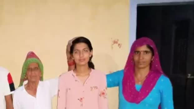 #संगरिया-नगराना की साक्षी भादू ने रचा इतिहास #साक्षी ने 98.20 अंक प्राप्त कर किया #संगरिया का नाम रोशन