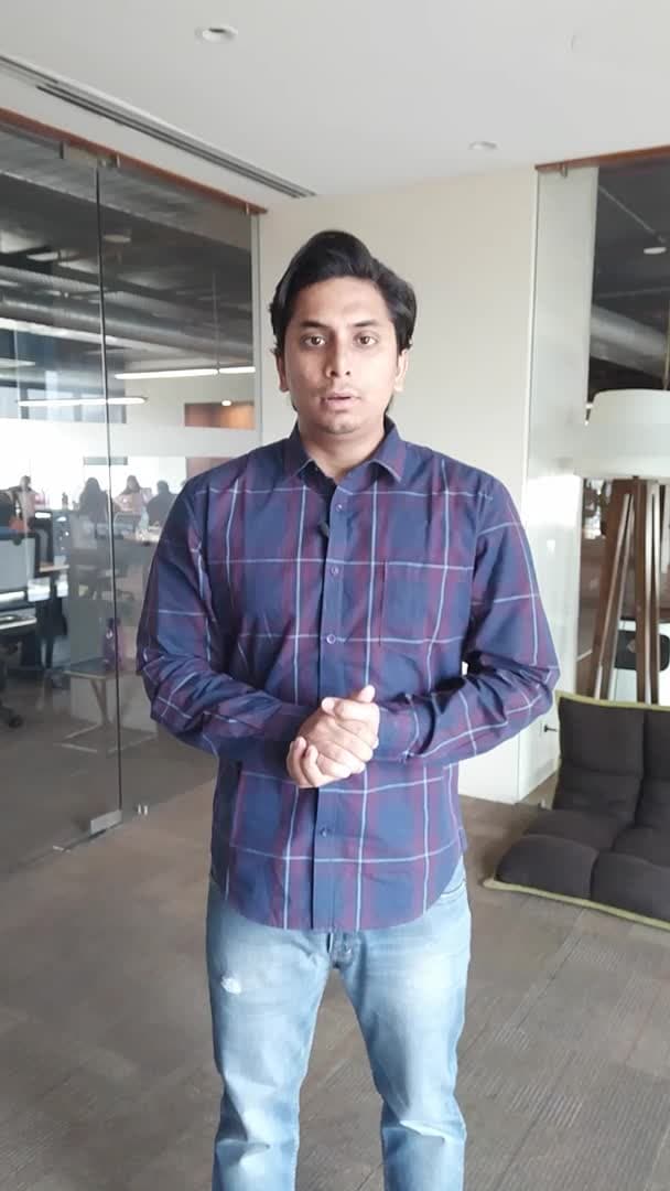 कप्तान दिनेश कार्तिक ने जारी की कोलकाता नाइट राइडर्स की नई जर्सी #ipl2019 #dineshkarthik #kkr #newjersey