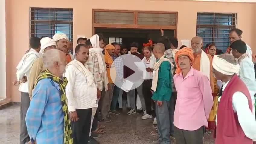 भारतीय किसान संघ जिला टीकमगढ़ की तहसील बड़ागांव धसान में ज्ञापन सम्पन्न हुआ।
#narendramodi #CollectorTikamgarh #BJP4MP