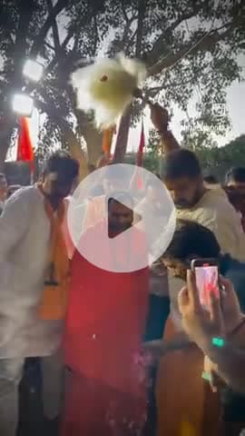 ध्यान कक्ष प्रथम प्रवेश
परम् पूज्य उत्तम स्वामी जी महाराज
महामंडलेश्वर श्री श्री 1008 ईश्वरानंद ब्रह्मचारी
#नीमकरौरीधामइंदौर #today #neemkarolimaharajji #neemkarolibabaashramtaos #hanumanji #indorecity