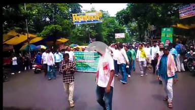 JAMSHEDPUR : वन विभाग के प्रताड़ना के विरुद्ध दलमा क्षेत्र के वन निवासियों ने निकाली हुंकार रैली #jamshedpur #dalma