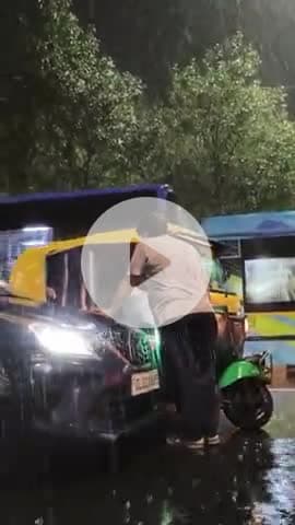 Horns blaring, tempers flaring, it’s the wild urban pulse! #DelhiRoads #RoadRageVibes #CityChaos #UrbanLife #Delhi