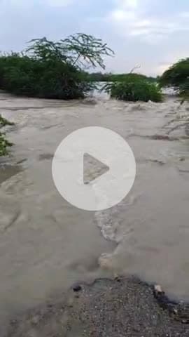 कल 18/7/25 को तेज बारिश के चलते रास्ते ब्लॉक हो गए  ही है जिसे आवागमन बंद हो गया है#