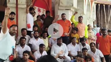 🌿🚩 सावन के चौथे सोमवार पर
ब्रजघाट से एक भव्य 🚶♂️ कांवड़ यात्रा निकालकर
🚩हिंदुत्व के नाम जल अर्पण किया गया!
हर हर महादेव 🔱🙏
#कांवड़_यात्रा #हिंदुत्व #सावनसोमवार #हरहरमहादेव 🕉️💧