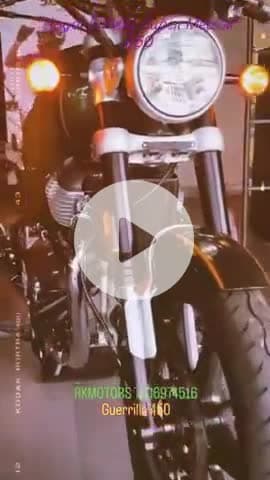 तुझको न .. 😘
#royalenfield #supermeteor650 #gorrila450 #bollywood #rkmotors #saiyarasong❤️ #saiyaara #ahaanpandey❤️ #aneetpadda❣️ #desire #bike #rider #maharajganj #love #passion #motivation #bulletl