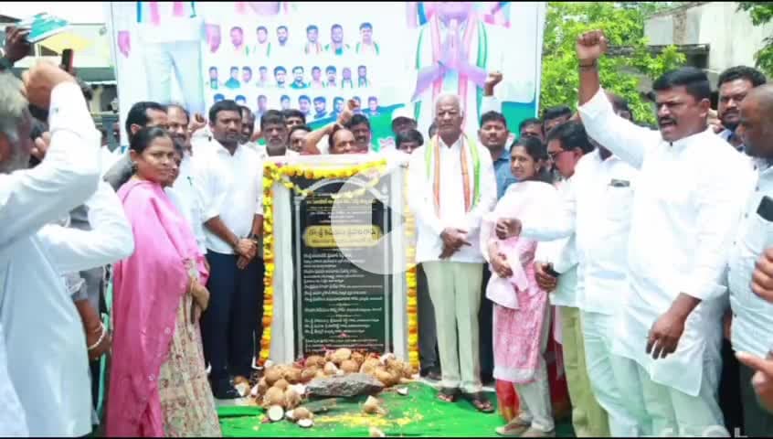 వేలేరు: వేలేరు మండలంలో ప్రారంభం అయిన పనుల జాతర 2025 కార్యక్రమం3కోట్ల 69లక్షల అభివృద్ధి పనులకు శంకుస్థాపనలు,