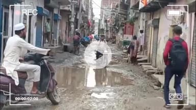 LONI UPDATE NEWS ||  #लोनी में स्थानीय परिवारों को नहीं मिल रही बुनियादी सुविधाएं https://youtu.be/K15ThVsT6wI?si=oIX5Mo