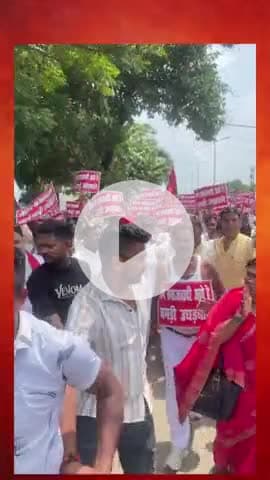 सीतापुर में महा धरना प्रदर्शन किया गया #viral#news#arunpress@abpem2016 @abpathan9926 @abpv