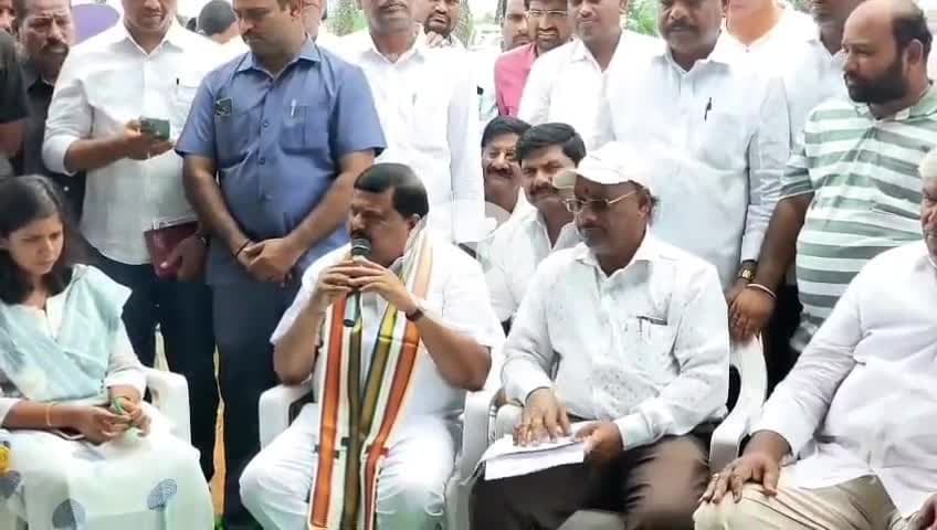 చింతపల్లి: ఇందిరమ్మ రాజ్యంలో అభివృద్ధి సంక్షేమమే ధ్యేయంగా కాంగ్రెస్ ప్రభుత్వం పని చేస్తుంది:ఎమ్మెల్యే బాలు నాయక్