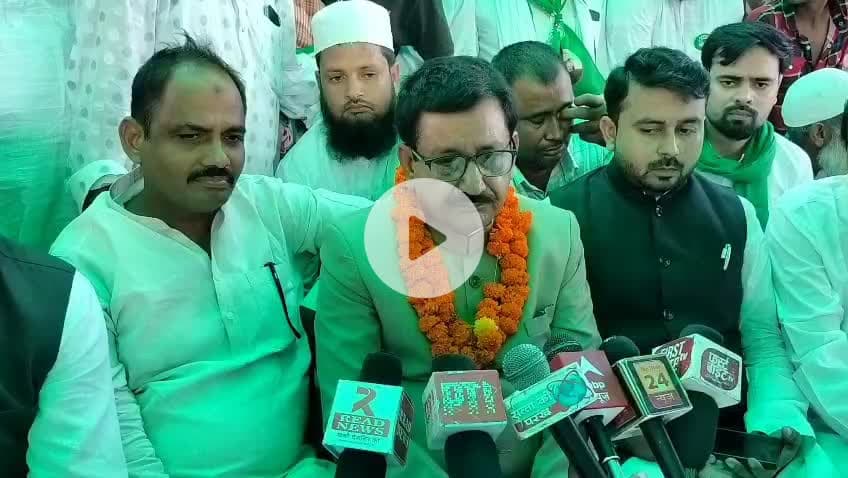 मेरठ किठौर में AIMIM केडर प्रोग्राम, मुख्य महासचिव यूपी शमीम अहमद तुर्क ने किया संबोधन

#Meerut #Kithaur #AIMIM #ShameemAhmedTurk #UPPolitics #Political