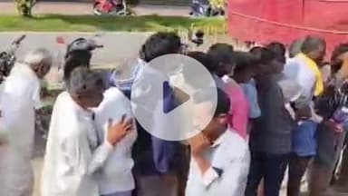 కొండమల్లేపల్లి: కొండమల్లేపల్లిలో యూరియా కోసం బారులు తిరిన రైతులు