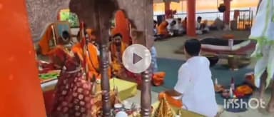 উত্তৰ গুৱাহাটী ভাগ: উত্তৰ গুৱাহাটীত অসমীয়াৰ হিয়াৰ আমঠু জুবিন গাৰ্গৰ প্ৰতি শ্ৰদ্ধাঞ্জলি জনাই আৰম্ভ  নৱৰাত্ৰিৰ কাৰ্যসূচী