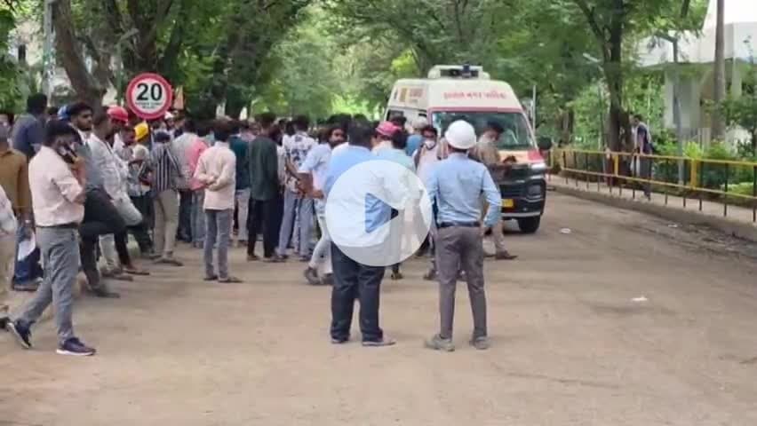 ઘોઘંબા: પંચમહાલમાં ફરી ગેસ લીકેજની ઘટના : ઘોઘંબાના રણજીતનગર ખાતે આવેલી ગુજરાત ફ્લોરો કેમિકલ કંપનીમાં ચકચાર.