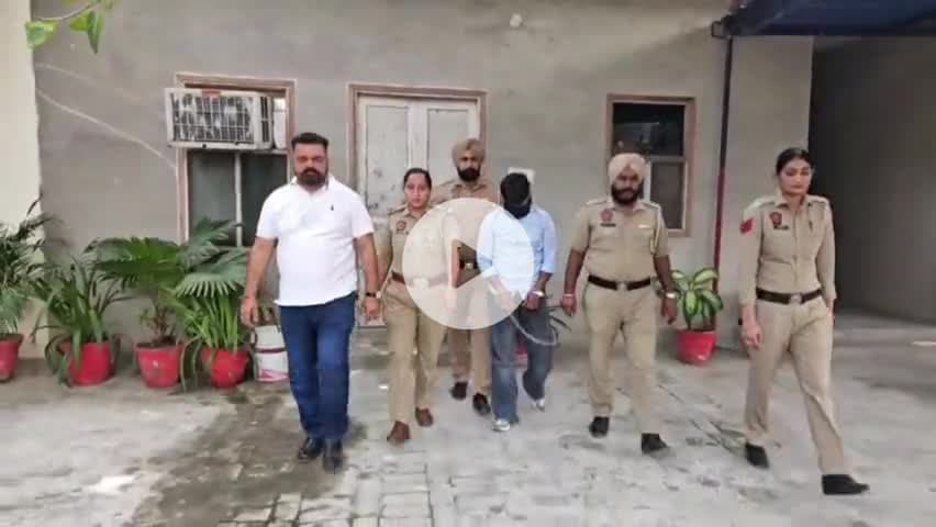 ਬਾਘਾ ਪੁਰਾਣਾ: ਨਸ਼ਿਆਂ ਖਿਲਾਫ ਵਿੱਢੀ ਮੁਹਿੰਮ ਤਹਿਤ ਥਾਣਾ ਸਮਾਲਸਰ ਦੀ ਪੁਲਿਸ ਪਾਰਟੀ ਨੂੰ ਸਫਲਤਾ 310 ਗ੍ਰਾਮ ਹੈਰੋਇਨ ਸਮੇਤ ਨਸ਼ਾ ਤਸਕਰ ਨੂੰ ਕੀਤਾ ਗਿਰਫਤਾਰ