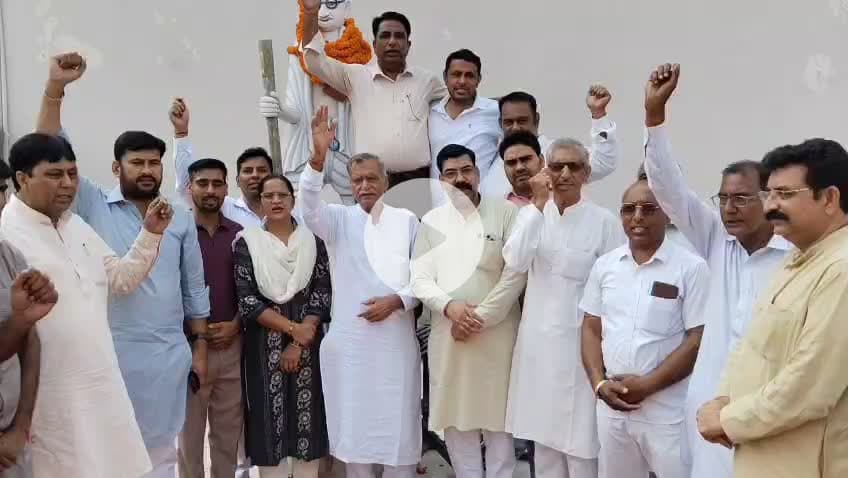 पूज्य बापू महात्मा गांधी जी की जन्म जयंती पर विनम्र श्रद्धांजलि। वंदे मातरम् 🇮🇳🙏 #Ellenabad #NitashaSihag