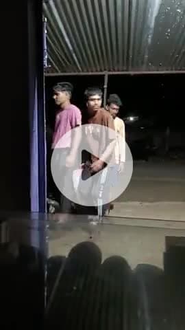#shop #अंधेरा देख #करने लगे #चोरी #comedy #funny #trending #viral #2025shorts #memes #entertainment #fun #follow #reels