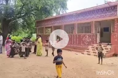 బొబ్బిలి: పాఠశాలల్లో మౌలిక వాసతులు మెరుగుపరచాలి రామభద్రపురం,బాడంగి మండలాల్లో పాఠశాలలో కలెక్టర్ రాంసుందర్ రెడ్డి ఆకస్మిక తనిఖీలు