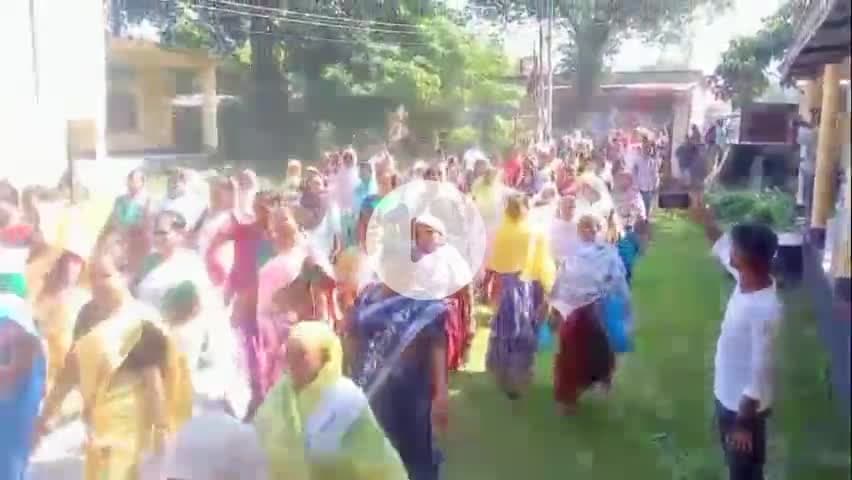 বৰক্ষেত্ৰী: নলবাৰী মুকালমুৱাত কংগ্ৰেছ কৰ্মীৰ প্ৰতিবাদ, উপস্থিত বিধায়ক দিগন্ত বৰ্মন