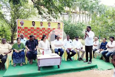 విజయనగరం: పట్టణ,మండల స్థాయి అనుబంధ కమిటీల ప్రతినిధులతో సమావేశం నిర్వహించిన ఎమ్మెల్యే అధితి