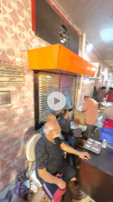 श्री राम जानकी मंदिर लाजपत नगर बाराबंकी
#वायरल #रील्स #trending #viral #barabankiupdates