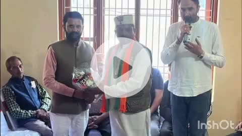 भवारना: पूर्व विधानसभा अध्यक्ष विपिन सिंह परमार ने धीरा में आयोजित कार्यक्रम में की शिरकत
