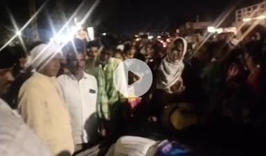 కోస్గి: కొడంగల్ రోడ్డుపై బఠాయించి ధర్నా, నవవధువు మృతదేహంతో రోడ్డుపై రాస్తారోకో, నిందితులను కఠినంగా శిక్షించాలి