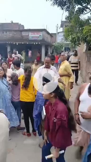 लोकतंत्र में सभी को वोट मांगने का अधिकार है निर्दलीय प्रत्याशी अवनीश कुमार के परिजनों पर जानलेवा हमला भाजपा प्रत्याशी ई कुमार शैलेंद्र पर गंभीर आरोप  @बिहपुर विधानसभा
 #msnewsbihar #bhaglpur_bihar
#sandipkumaryadav
@sandip KUMAR
