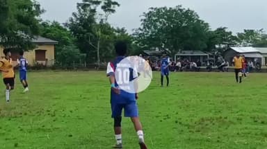 পশ্চিম ডিব্ৰুগড়: খোৱাং সমষ্টিৰ গৰুধৰীয়াত অসীম হাজৰিকা অনুৰাগী মঞ্চৰ উদ্যোগত অনুষ্ঠিত হয় সমন্বয় ফুটবল প্ৰতিযোগিতা