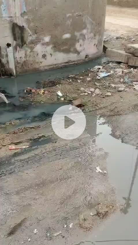 mahwa me mammu colony ki Nala tutane se ragiro ko Hui pareshani