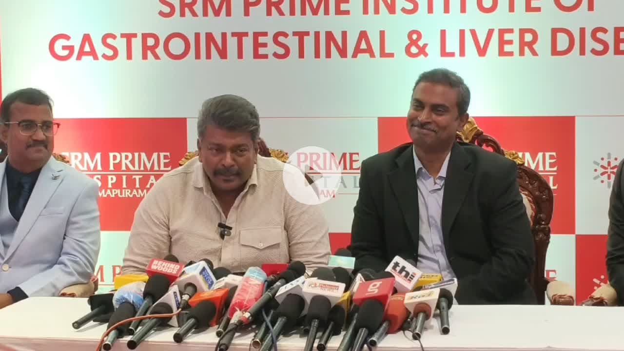 மதுரவாயல்: சென்னை போரூர் அருகில் உள்ள எஸ் ஆர் எம் ப்ரைம் மருத்துவமனையில் எண்டோஸ்கோபி திறந்து வைத்து நடிகர் பார்த்திபன் பேட்டியளித்தார்