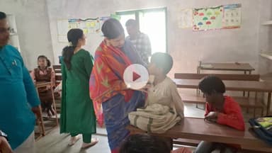 ऐसे #education  का क्या मतलब जब #students  को #pmmodi #cmyogi और #rajyapal को नही जानते