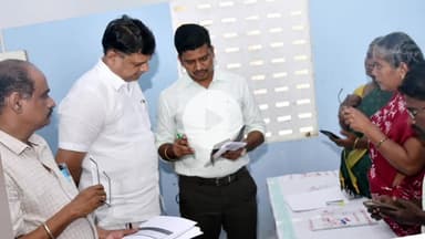 வெம்பக்கோட்டை: ஊராட்சி ஒன்றிய பகுதிகளில் நடைபெற்று வரும் வளர்ச்சி திட்ட பணிகளை மாவட்ட ஆட்சித் தலைவர் நேரில் சென்று ஆய்வு மக்களிடம் கருத்துகள் கேட்டறிந்தார்