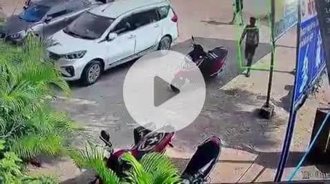पाठलगांव मे दिन दहाड़े बाईक चोरी