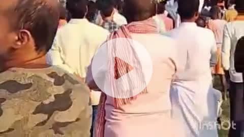 नरकटिया: नरकटिया विधानसभा के जीतपुर हाईस्कूल के खेल मैदान में सीएम नीतीश कुमार ने शुक्रवार को चुनावी सभा को संबोधित किया