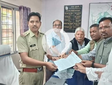 सामरी: कांग्रेस जिला अध्यक्ष ने रामानुजगंज के पूर्व विधायक के खिलाफ कुसमी थाने में की शिकायत