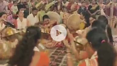 ঘগ্ৰাপাৰ ভাগ: গুৱাকুছিৰ ৭০ সংখ্যক শিলপোতাবৰী সাৰ্ব্বজনীন ৰাস মহোৎসৱৰ সামৰণি