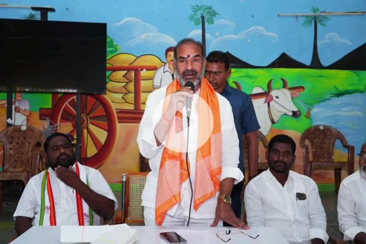 చందుర్తి: లబ్ధిదారులకు చెక్కులు పంపిణీ: ప్రభుత్వ విప్ వేములవాడ ఎమ్మెల్యే ఆది