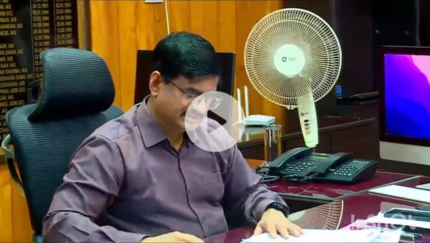 ഏറനാട്: മലപ്പുറം ജില്ലാ പഞ്ചായത്തിലേക്ക് മത്സരിക്കുന്ന സ്ഥാനാർത്ഥിക ളുടെ പത്രികയുടെ സൂക്ഷ്മ പരിശോധനകളക്ടറുടെ നേതൃത്വത്തിൽ നടന്നു