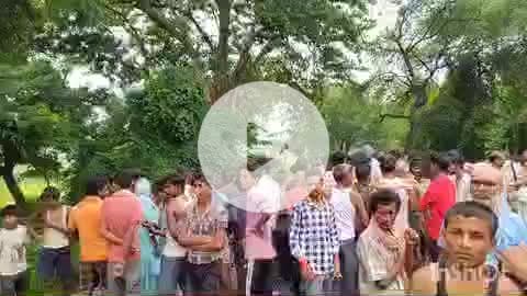 इसुआपुर: इसुआपुर के दरवां में सड़क दुर्घटना में युवक की मौत
