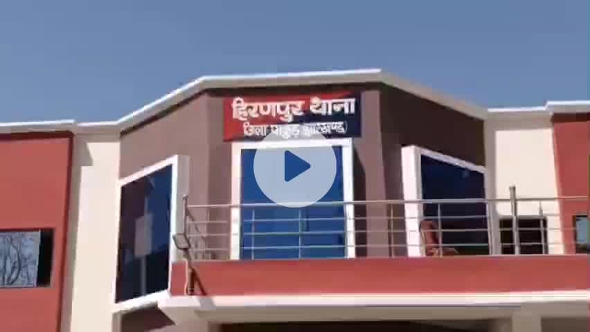 हिरणपुर: दुलमी में चोरी किये गए टेम्पो सात माह बाद साहेबगंज जिला अंतर्गत मिर्जाचौकी स्थित चेकपोस्ट में पकड़ाया #crime #tempu #चोरी