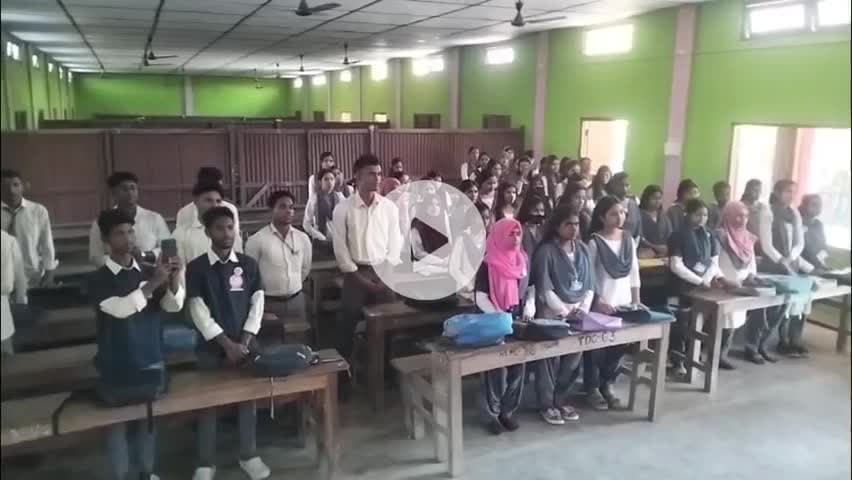 মানকাচৰ: দক্ষিণ ছালমাৰা মানকাচৰ জিলা আইনী সেবা প্ৰধিকাৰীৰ উদ্যোগত সংবিধান দিৱস পালন