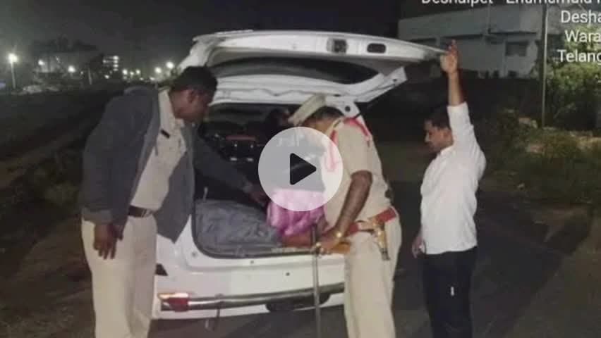 గంభీరావుపేట: దేశాయిపేటలో పోలీసులు విస్తృత తనిఖీలు అనుమానం ఉన్న ప్రతి వెహికల్ సోదా