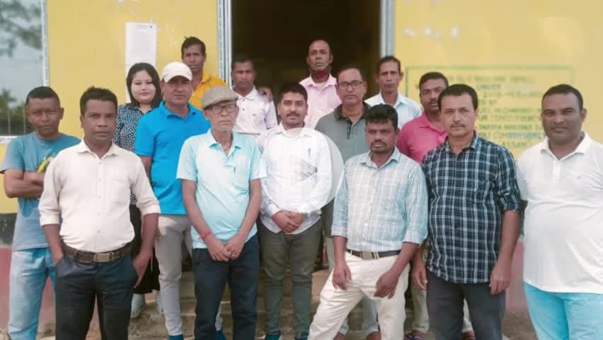 বাক্সা: নাগ্ৰিজুলী প্ৰায়মাৰীৰ ইউপিপিএল দলৰ কাৰ্যকৰ্তা সকলে আগন্তক বিধানসভা নিৰ্বাচনৰ বাবে সাজু