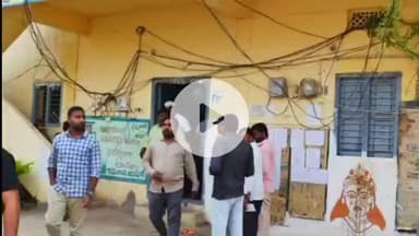 ఇబ్రహీంపట్నం: మొదటి విడత నామినేషన్ల స్వీకరణ చివరి రోజున పలు నామినేషన్ కేంద్రాలను పరిశీలించిన జిల్లా కలెక్టర్ బి. సత్యప్రసాద్