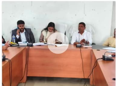 बोखड़ा: बोखड़ा प्रखंड की बैठक में भ्रष्टाचार का मुद्दा छाया रहा