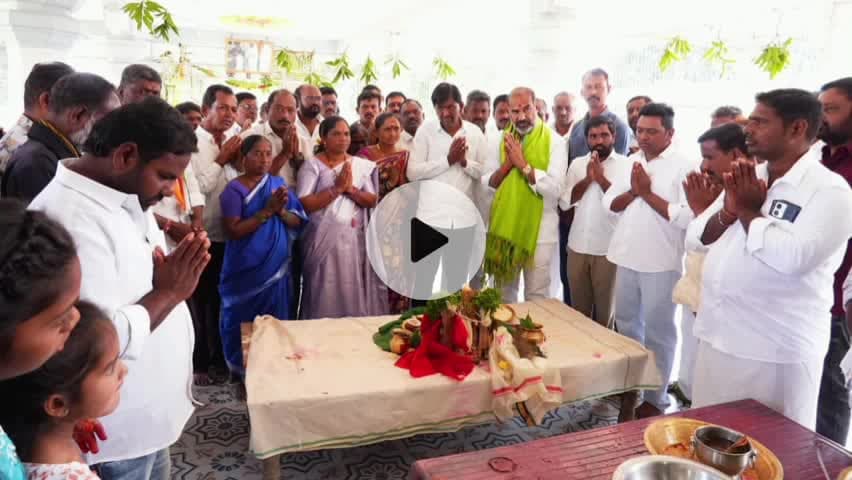 కథలాపూర్: అయ్యప్ప పడిపూజ కార్యక్రమంలో పాల్గొన్న వేములవాడ శాసనసభ్యులు ప్రభుత్వ విప్ ఆది శ్రీనివాస్