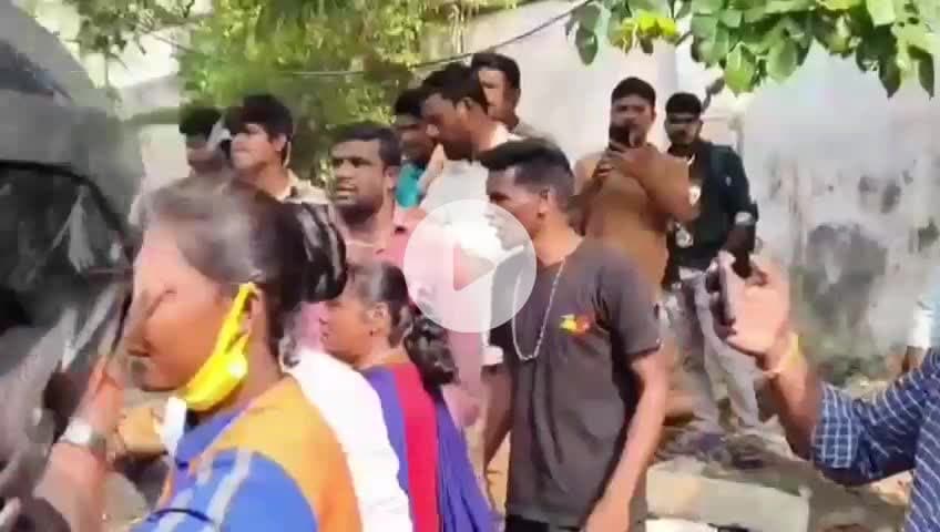 தண்டையார்பேட்டை: பார்க் சாலையில் நடந்து சென்ற பெண்களிடம் அத்துமீறிய நபர் - தர்ம அடி கொடுத்த பொதுமக்கள்
