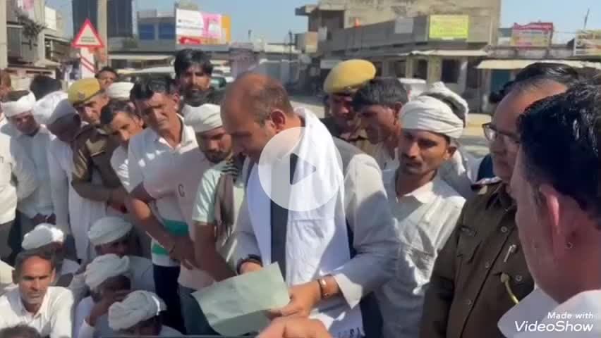 चितलवाना: रानीवाड़ा के जालेरा सड़क मार्ग पर अज्ञात वाहन ने राह चलते व्यक्ति को मारी टक्कर