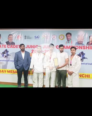 राज्य स्तरीय जुड़ो प्रतियोगिता में पलामू जिले के तीन खिलाड़ियों ने जीते पदक
20 एवं 21 दिसंबर को रांची में झारखंड जूडो
